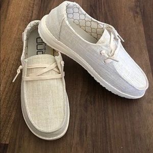 Womens Hey Dudes size 11 Wendy sparkling metallic